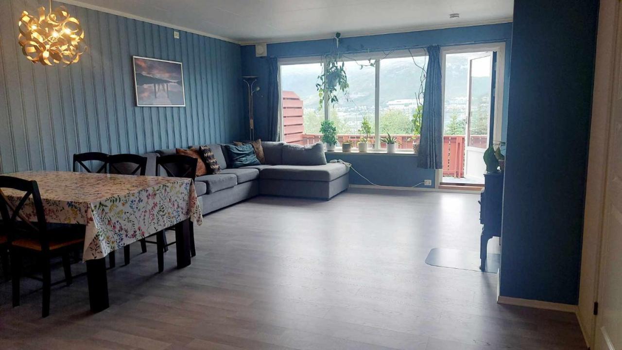Feelhome 3 Bedroom Near University Tromsø Esterno foto