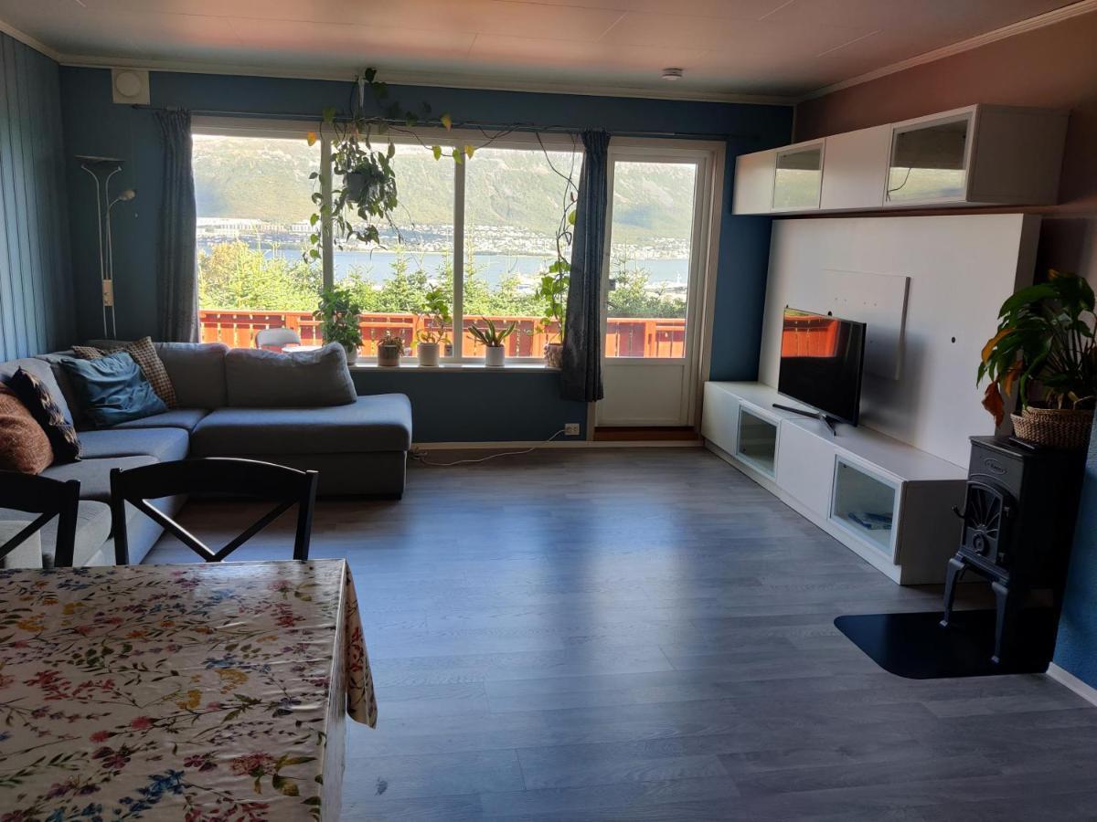 Feelhome 3 Bedroom Near University Tromsø Esterno foto
